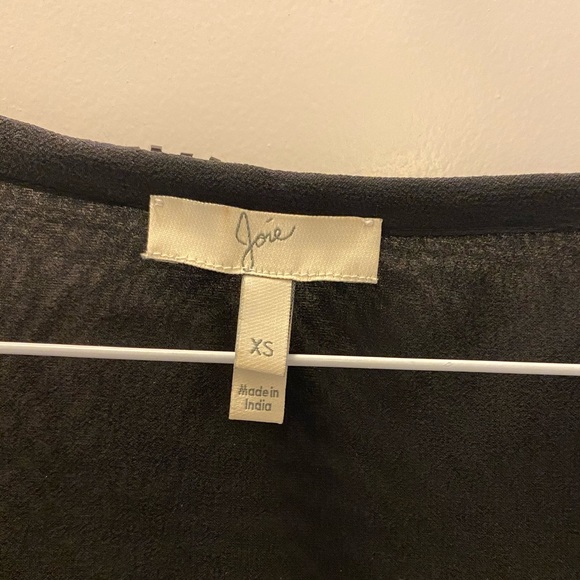 Joie Sheer Chiffon Blouse w/ black beading détail - Picture 2 of 4